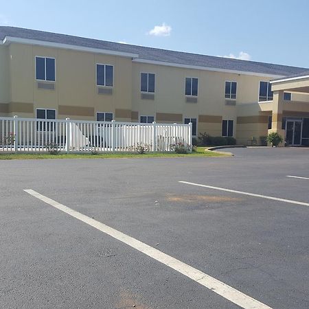 The Rutledge Inn Luverne エクステリア 写真