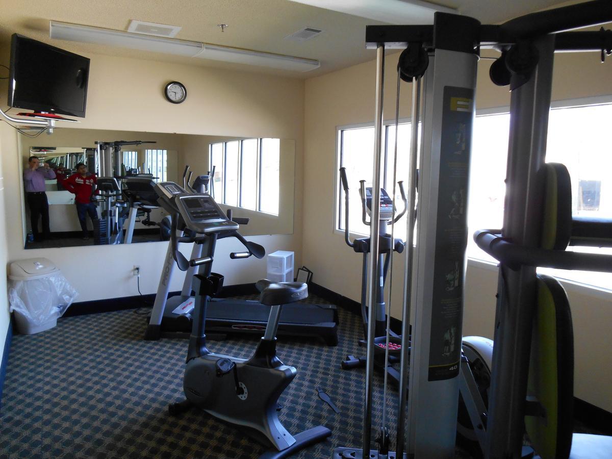 The Rutledge Inn Luverne エクステリア 写真