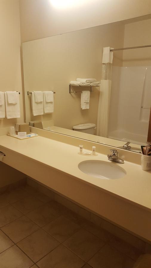 The Rutledge Inn Luverne エクステリア 写真
